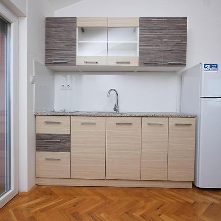 Apartmani Pranjic Kaštela Exteriör bild