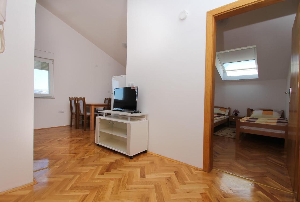 Apartmani Pranjic Kaštela Exteriör bild