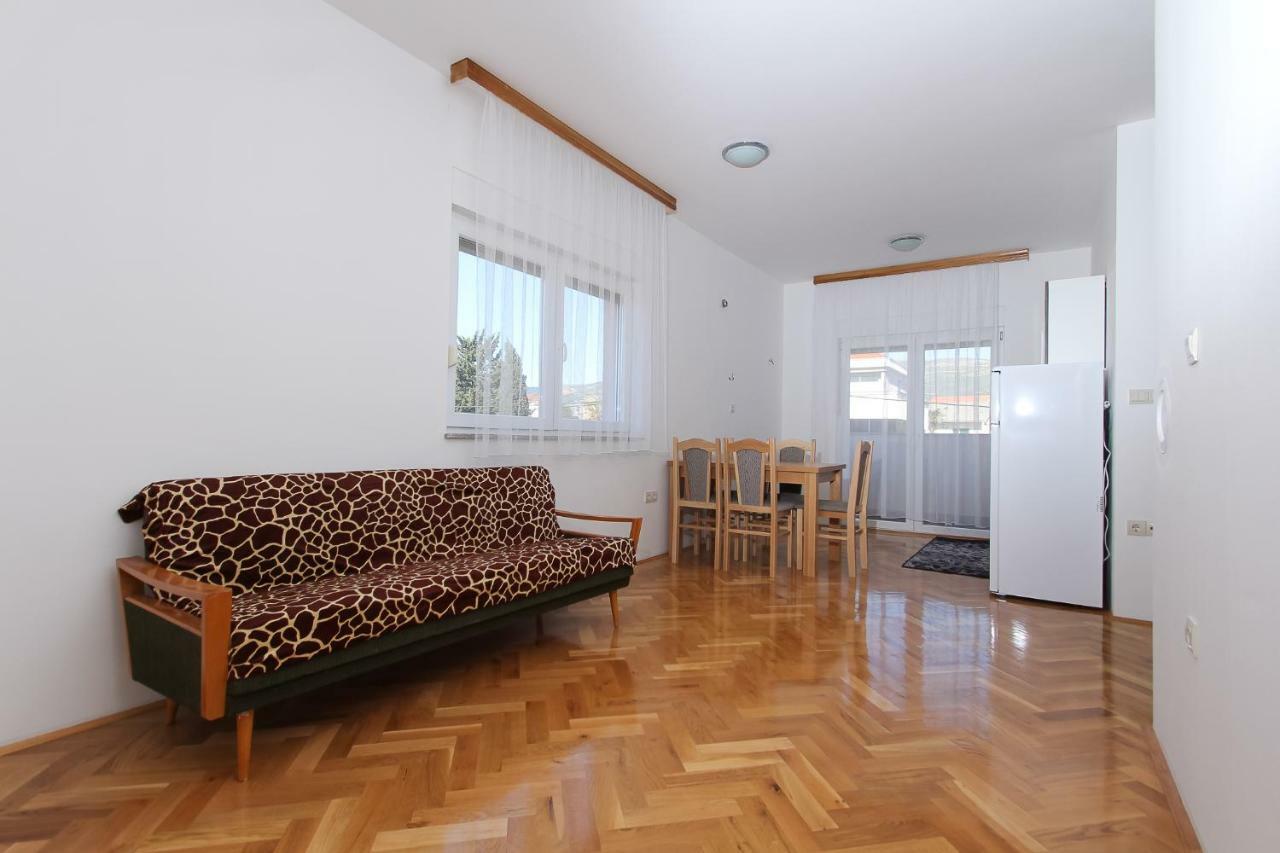 Apartmani Pranjic Kaštela Exteriör bild