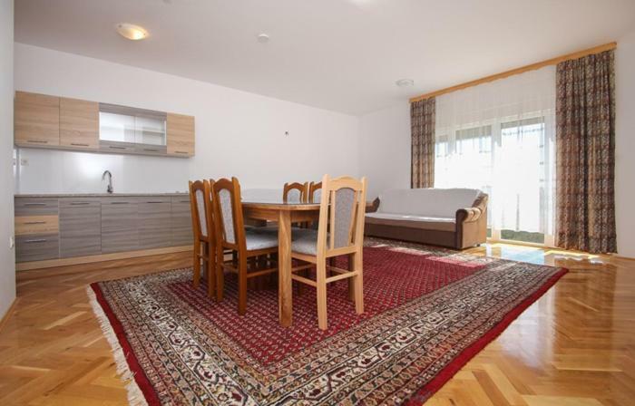 Apartmani Pranjic Kaštela Exteriör bild